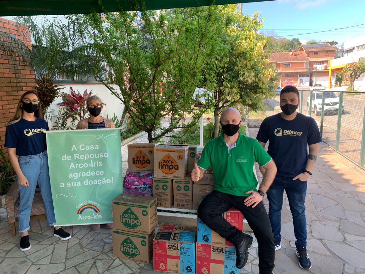 Projeto Otimizy Abraça realiza doações para entidades beneficentes